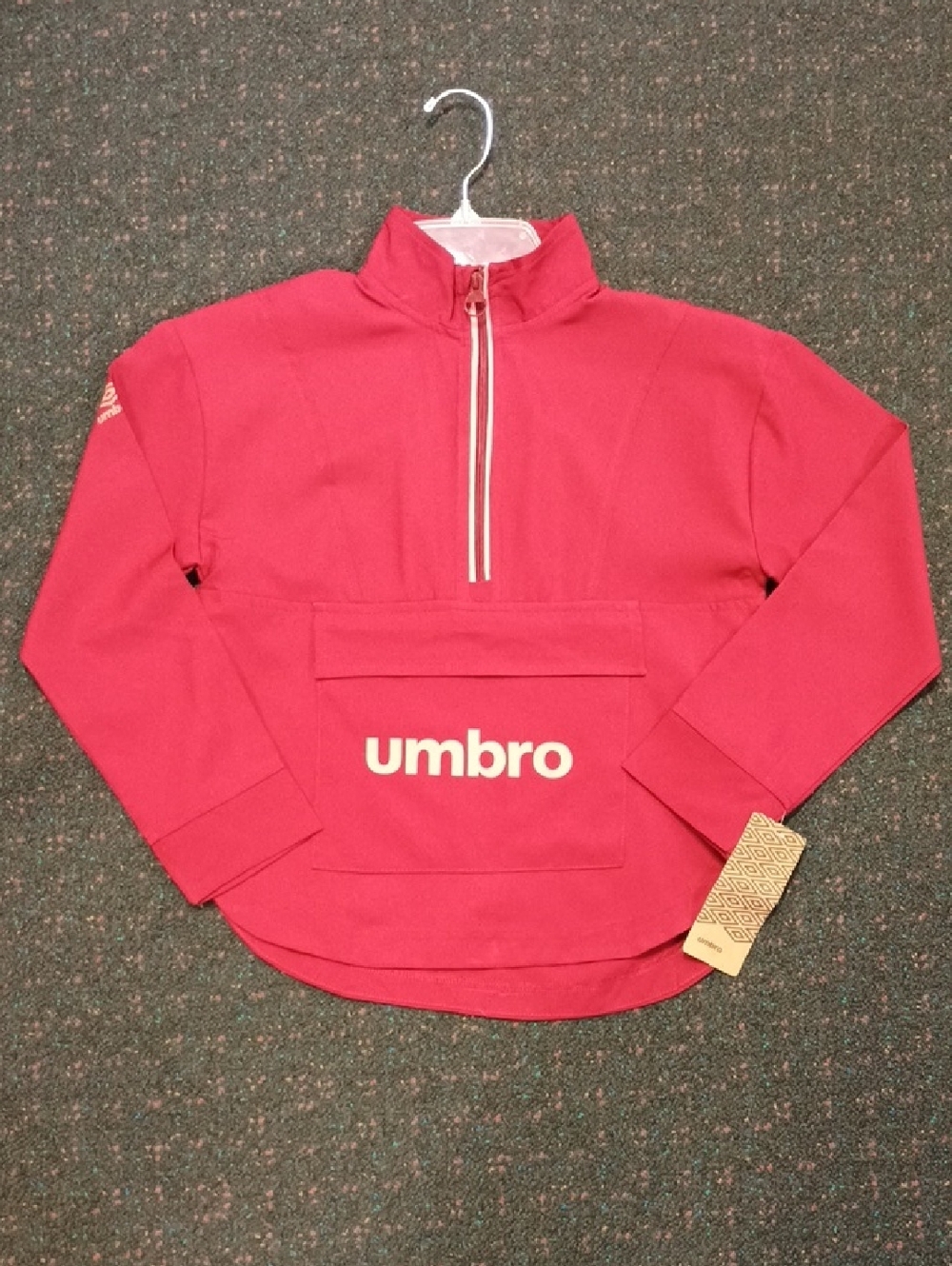Umbro Rhubarb And Mineral Pink Half-Zip Pullover Windbreaker